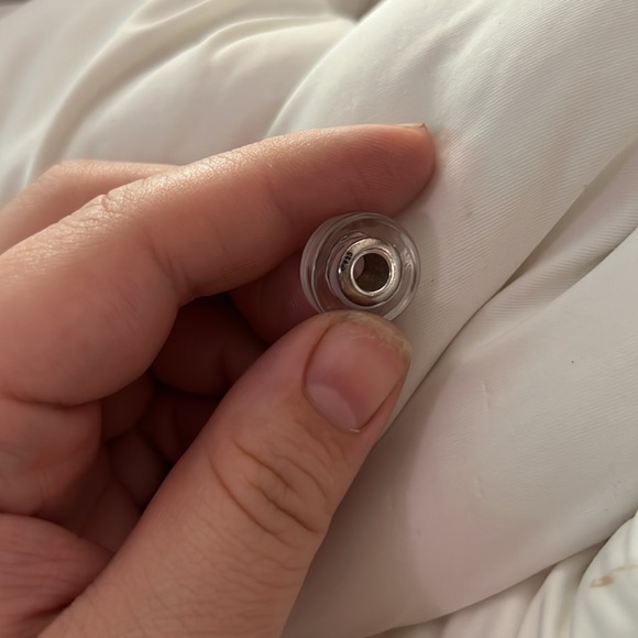 Ohm glass bead - Picture 3 of 3